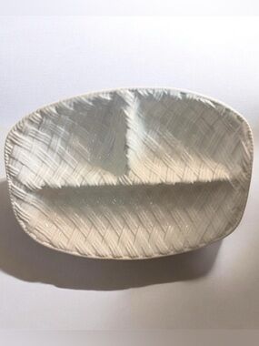 Loucarte White Divided Serving Dish